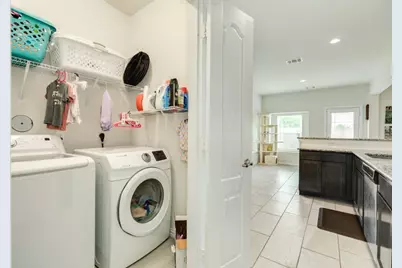 177 Bayou Bend Boulevard, Angleton, TX 77515 - Photo 33