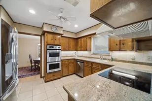 1926 Twin Springs, Kingwood, TX 77339 - Photo 11