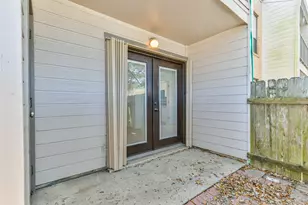 3220 69th St, Galveston, TX 77550 - Photo 17