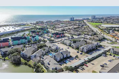 3220 69th Street #b-4, Galveston, TX 77550 - Photo 25