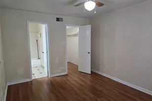 9797 Leawood Blvd, Houston, TX 77099 - Photo 13
