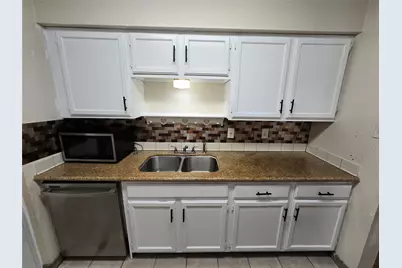 9797 Leawood Blvd #104, Houston, TX 77099 - Photo 17