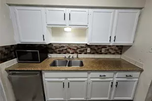 9797 Leawood Blvd, Houston, TX 77099 - Photo 17