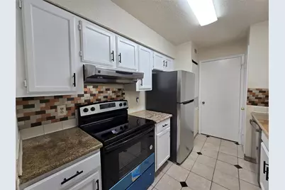 9797 Leawood Blvd #104, Houston, TX 77099 - Photo 15