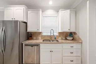50 S Twinstone Cir, Coldspring, TX 77331 - Photo 7