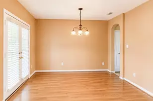 6818 Russelfield Ln, Houston, TX 77049 - Photo 9