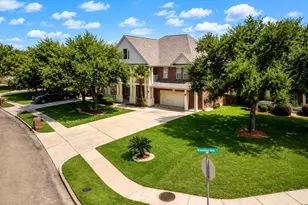 6818 Russelfield Ln, Houston, TX 77049 - Photo 3