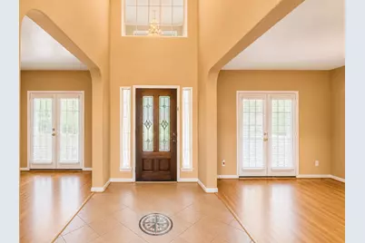 6818 Russelfield Lane, Houston, TX 77049 - Photo 7