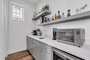 3409 Ridgeway Valley Ln, Houston, TX 77055 - Photo 11