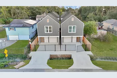 7805 Dyer Street, Houston, TX 77088 - Photo 31