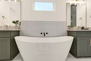 7805 Dyer St, Houston, TX 77088 - Photo 23