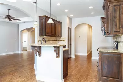 124 Lakeway Lane, Longview, TX 75604 - Photo 9