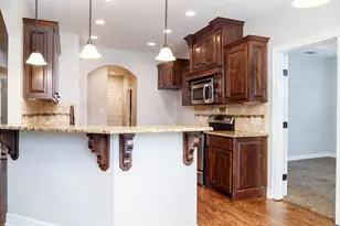 124 Lakeway Lane, Longview, TX 75604 - Photo 11