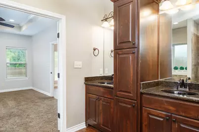 124 Lakeway Lane, Longview, TX 75604 - Photo 23