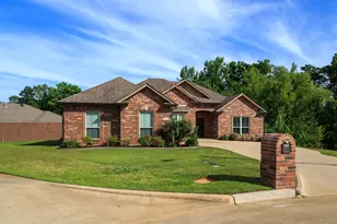 124 Lakeway Lane, Longview, TX 75604 - Photo 3