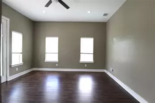 4422 Phlox St, Houston, TX 77051 - Photo 27