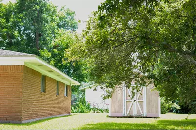 402 Peach Point Road, Jones Creek, TX 77541 - Photo 31