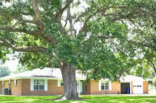 402 Peach Point Rd, Jones Creek, TX 77541 - Photo 1