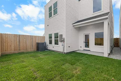 12802 Buffalo Wells Drive, Houston, TX 77045 - Photo 17