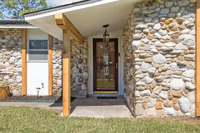 654 N Flamingo Drive, Seabrook, TX 77586 - Photo 5