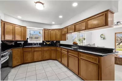 654 N Flamingo Drive, Seabrook, TX 77586 - Photo 13