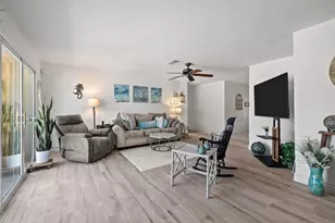 654 N Flamingo Dr, Seabrook, TX 77586 - Photo 9