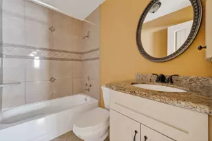 6231 S Briar Knoll Dr, Houston, TX 77072 - Photo 17