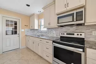 6231 S Briar Knoll Dr, Houston, TX 77072 - Photo 7