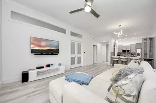 1010 Rosine St, Houston, TX 77019 - Photo 7