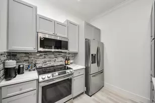 1010 Rosine St, Houston, TX 77019 - Photo 15