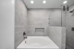 1010 Rosine St, Houston, TX 77019 - Photo 25