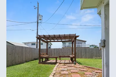 4014 Kent Drive, Galveston, TX 77554 - Photo 25