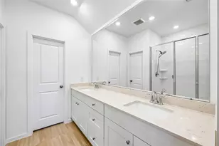 2701 Meridian Spgs Dr, Texas City, TX 77568 - Photo 17