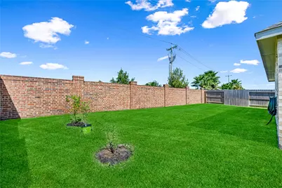 2701 Meridian Springs Drive, Texas City, TX 77568 - Photo 27
