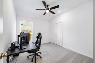 2701 Meridian Spgs Dr, Texas City, TX 77568 - Photo 19