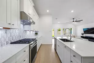 2701 Meridian Spgs Dr, Texas City, TX 77568 - Photo 11