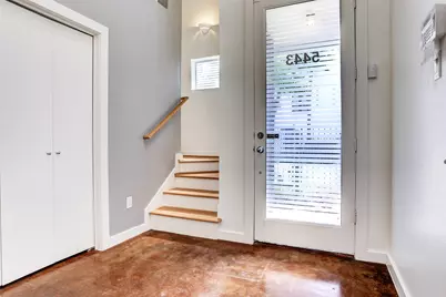 5443 Rose Street, Houston, TX 77007 - Photo 9