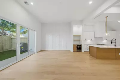 1516 Dorothy Street #A, Houston, TX 77008 - Photo 5