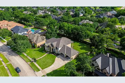 7706 Long Shadows Drive, Sugar Land, TX 77479 - Photo 45