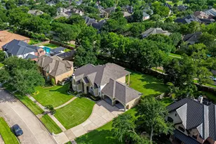 7706 Long Shadows Dr, Sugar Land, TX 77479 - Photo 45