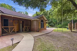 223 Pin Oak Ln, Magnolia, TX 77354 - Photo 7