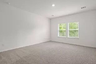 1727 Portia Ln, Conroe, TX 77301 - Photo 5