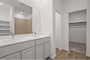 1727 Portia Ln, Conroe, TX 77301 - Photo 9