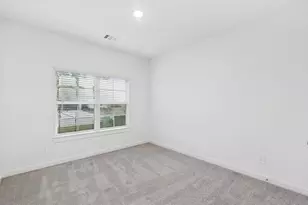 978 Garden Path Dr, Willis, TX 77378 - Photo 15