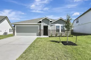 1718 San Jacinto Dr, Brenham, TX 77833 - Photo 1