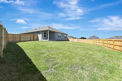 1718 San Jacinto Drive, Brenham, TX 77833 - Photo 25