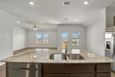 1718 San Jacinto Drive, Brenham, TX 77833 - Photo 9