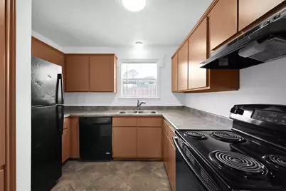 14949 Hwy 105 W #110, Montgomery, TX 77356 - Photo 13