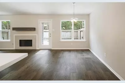 101 N Villa Oaks Drive, The Woodlands, TX 77382 - Photo 11