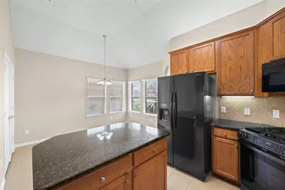 9314 E Lakeside Drive, Magnolia, TX 77354 - Photo 13